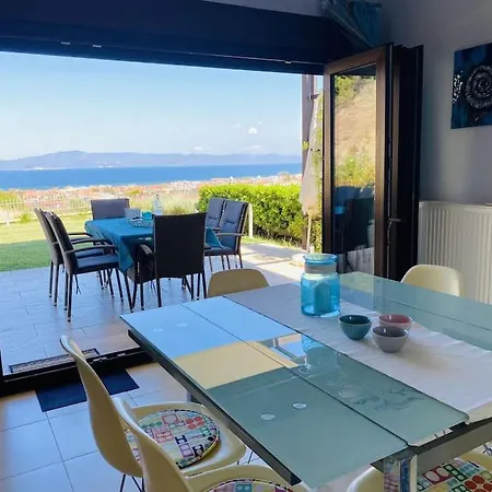 ヴィラ Oceanview Vicky